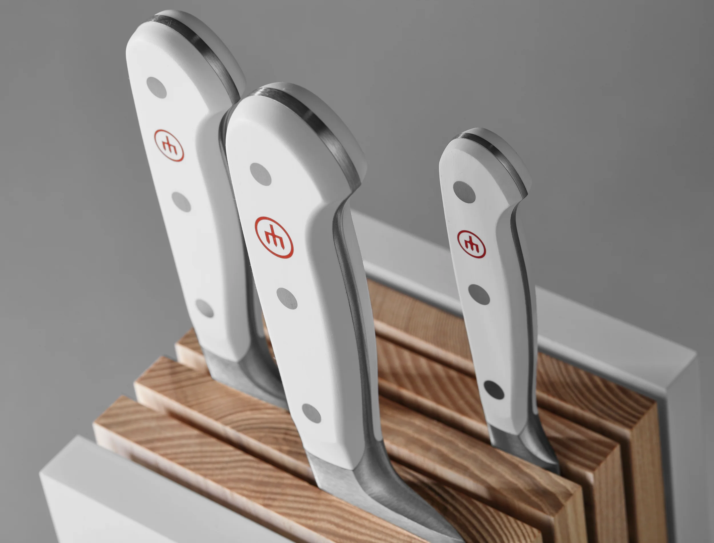 Classic 6-piece Knife Block Set with Santoku - Image 7