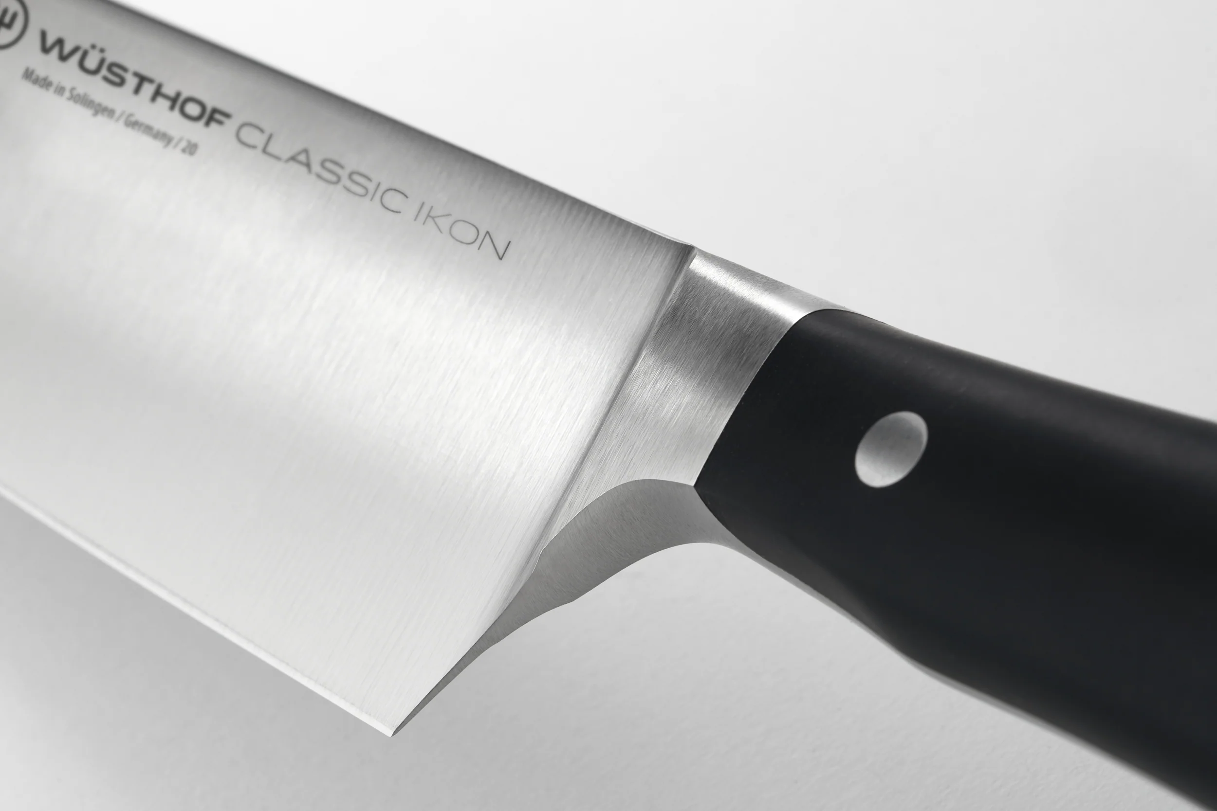 Classic Ikon Chef's Knife 18 cm | 7 inch - Image 2
