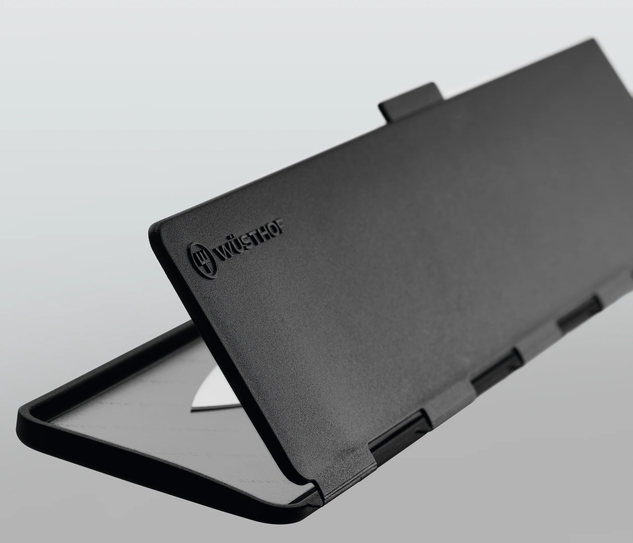 Magnetic Wide Blade Guard 26 cm | 10 inch - Image 6
